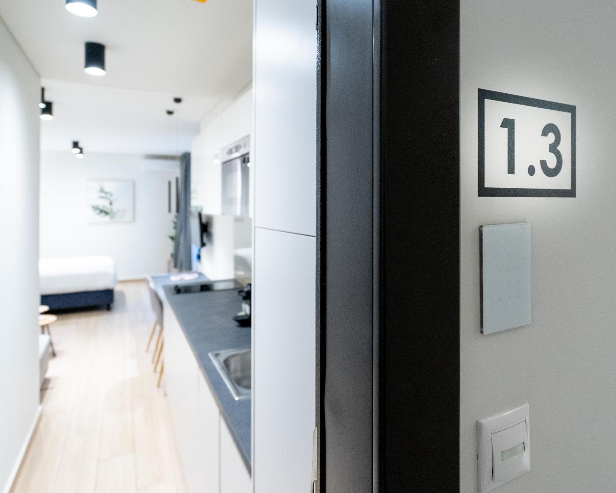 Classy 103 Studio Apartment In The Heart Of Atena Exterior foto